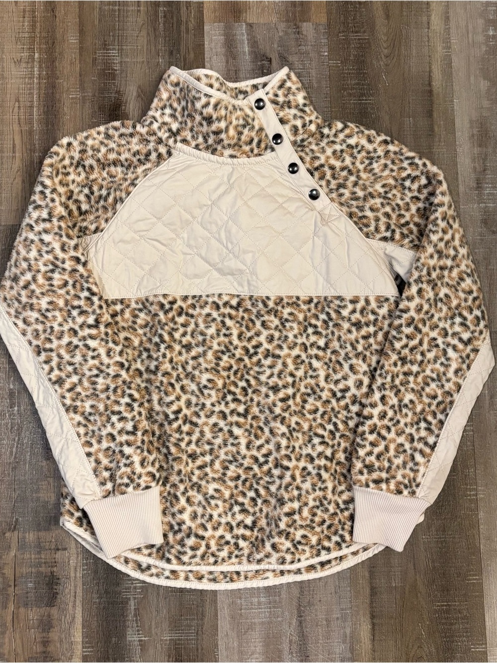 Abercrombie & Fitch Asymmetrical Snap Fleece Pullover Leopard Quilted Size Small